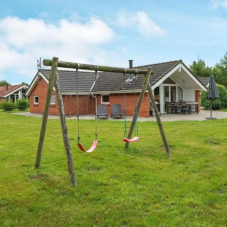 Lxxxiii Tatil Evi